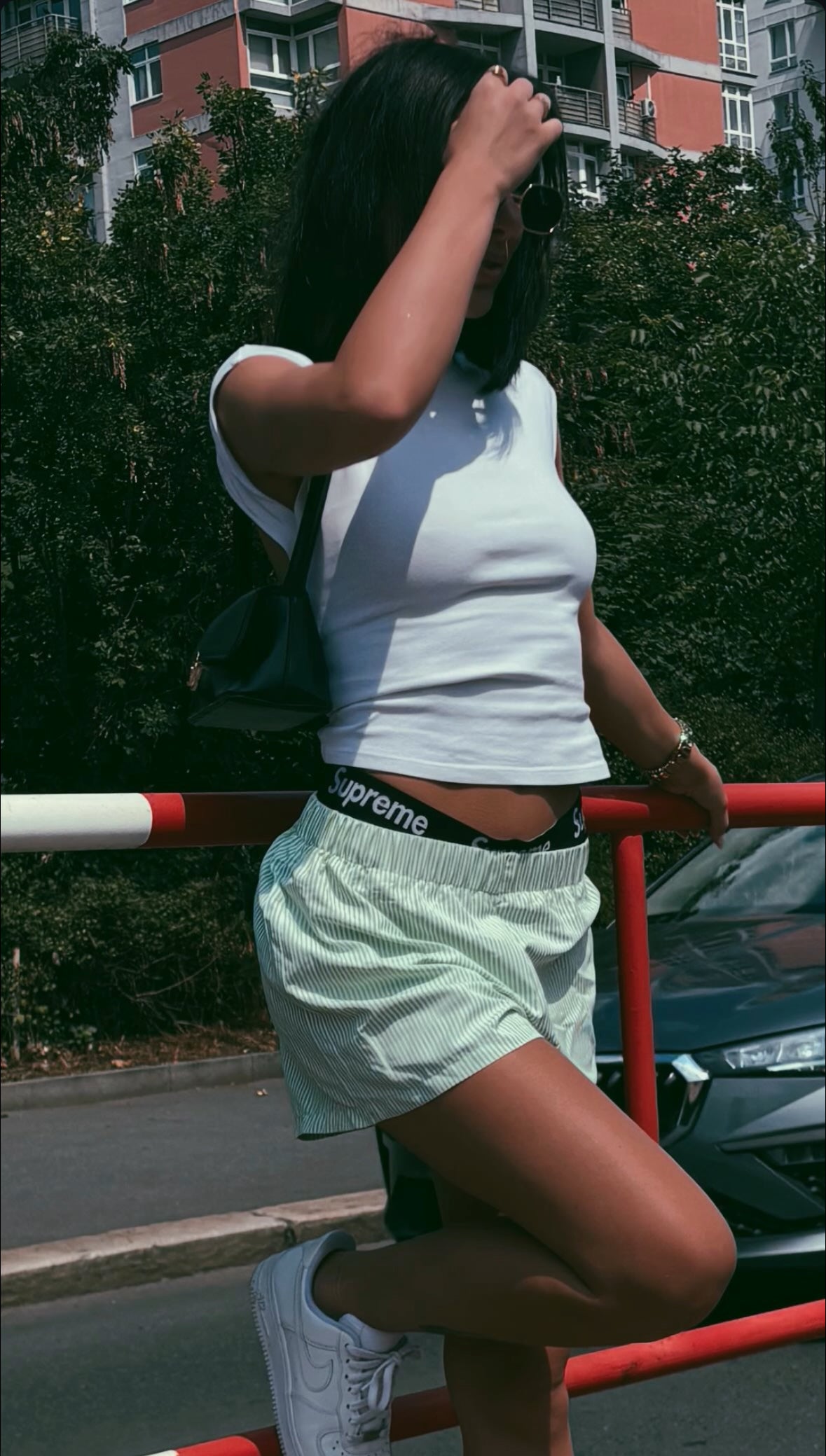 Maßgeschneiderter Tanga von Supreme